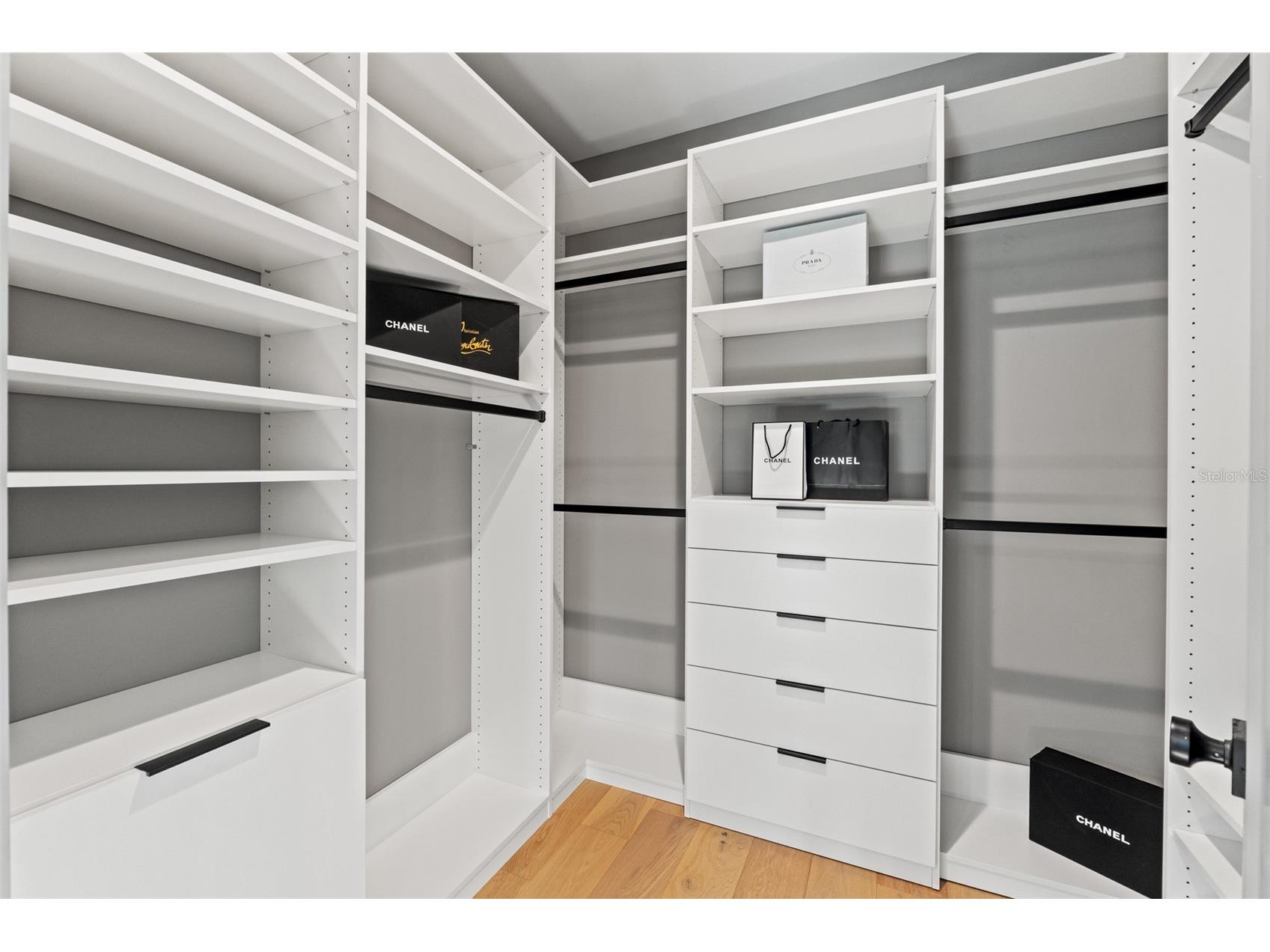 807 W Park Avenue Tampa FL 33602 TB8483397 image50