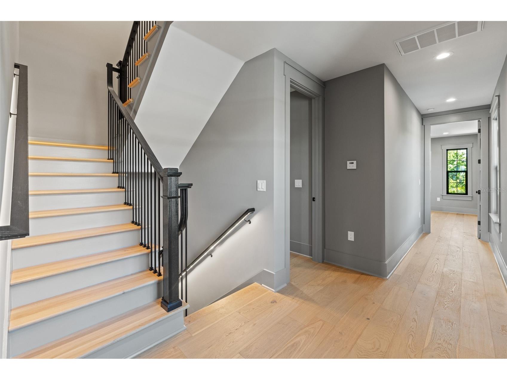 807 W Park Avenue Tampa FL 33602 TB8483397 image58