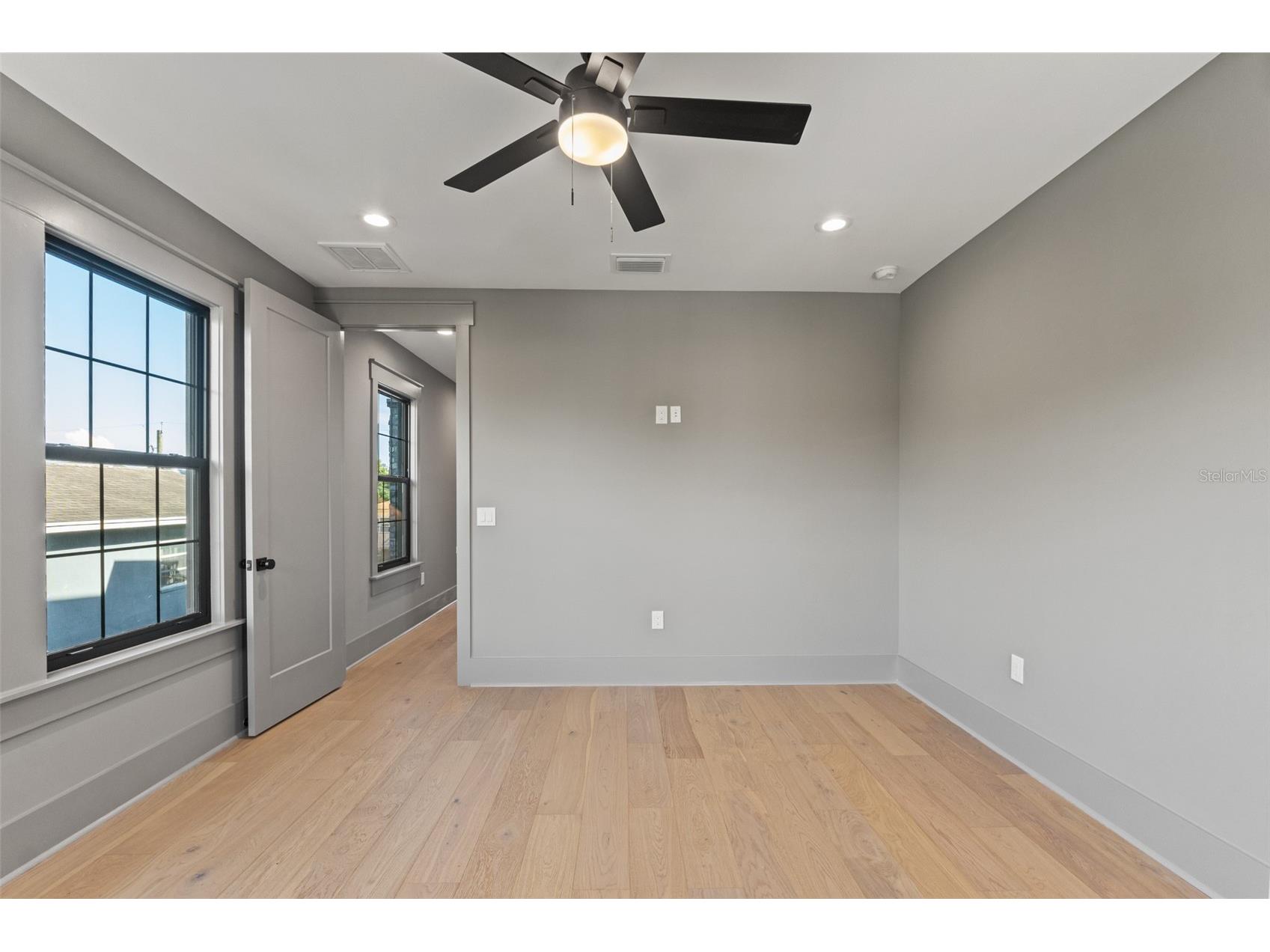 807 W Park Avenue Tampa FL 33602 TB8483397 image63