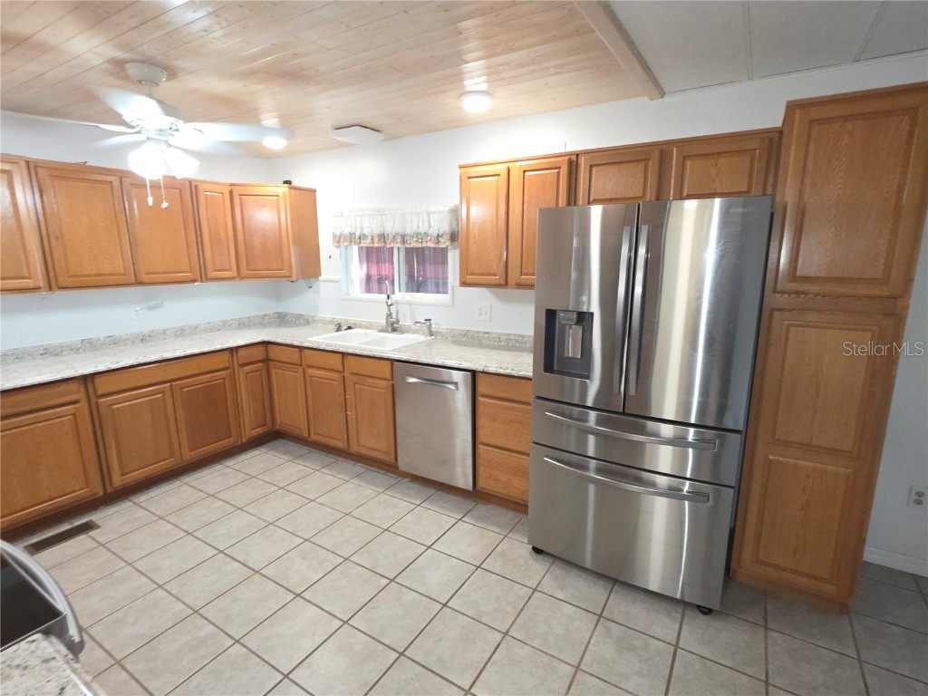 8071 Highpoint Boulevard Brooksville FL 34613 W7880840 image5