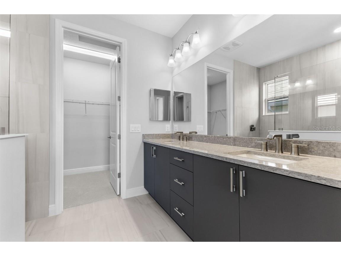 8071 Slipway Drive Sarasota FL 34240 A4639942 image18