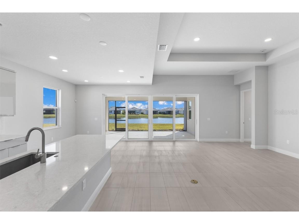 8071 Slipway Drive Sarasota FL 34240 A4639942 image6