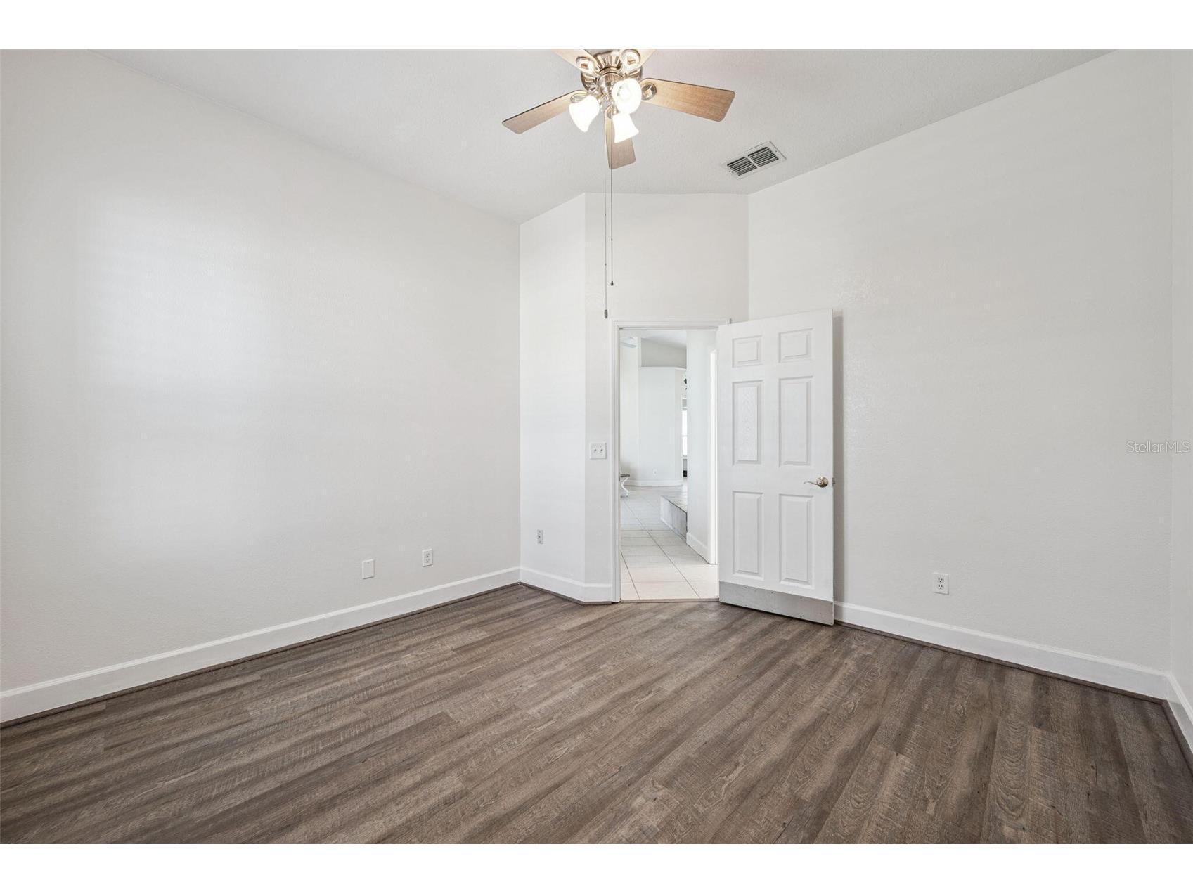 8072 Canyon Lake Circle Orlando FL 32835 O6404719 image21