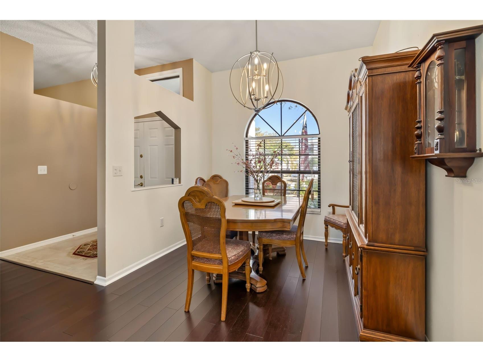 8072 Glenbrooke Lane Sarasota FL 34243 A4681070 image16