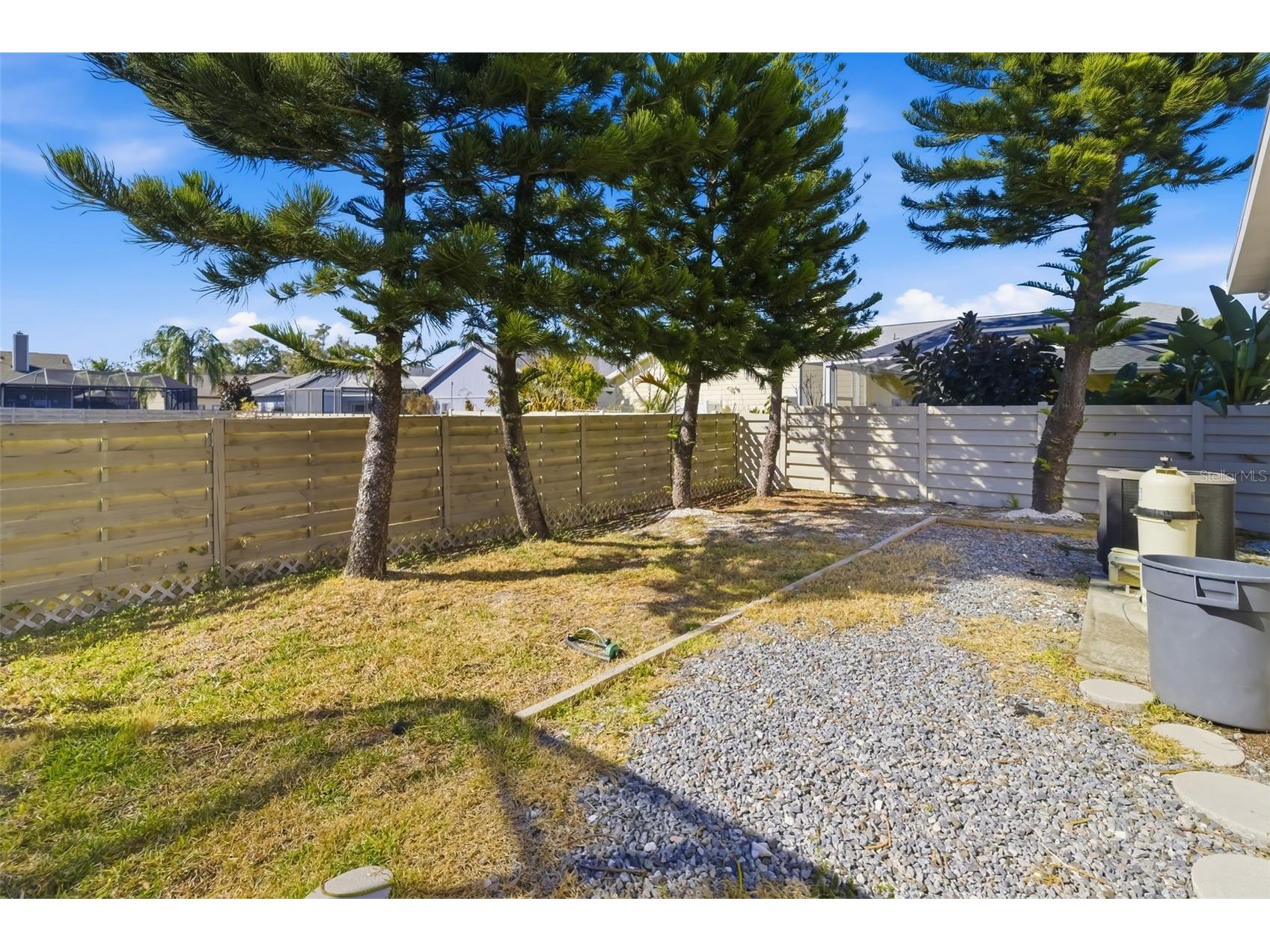 8072 Glenbrooke Lane Sarasota FL 34243 A4681070 image47