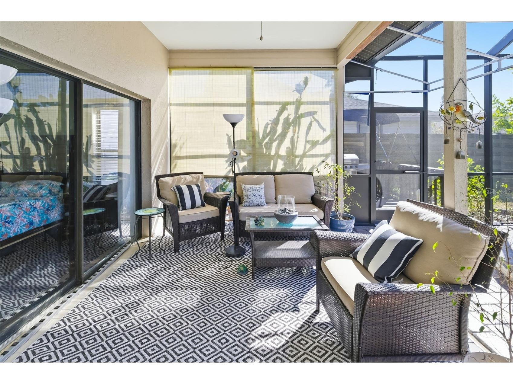 8072 Glenbrooke Lane Sarasota FL 34243 A4681070 image5