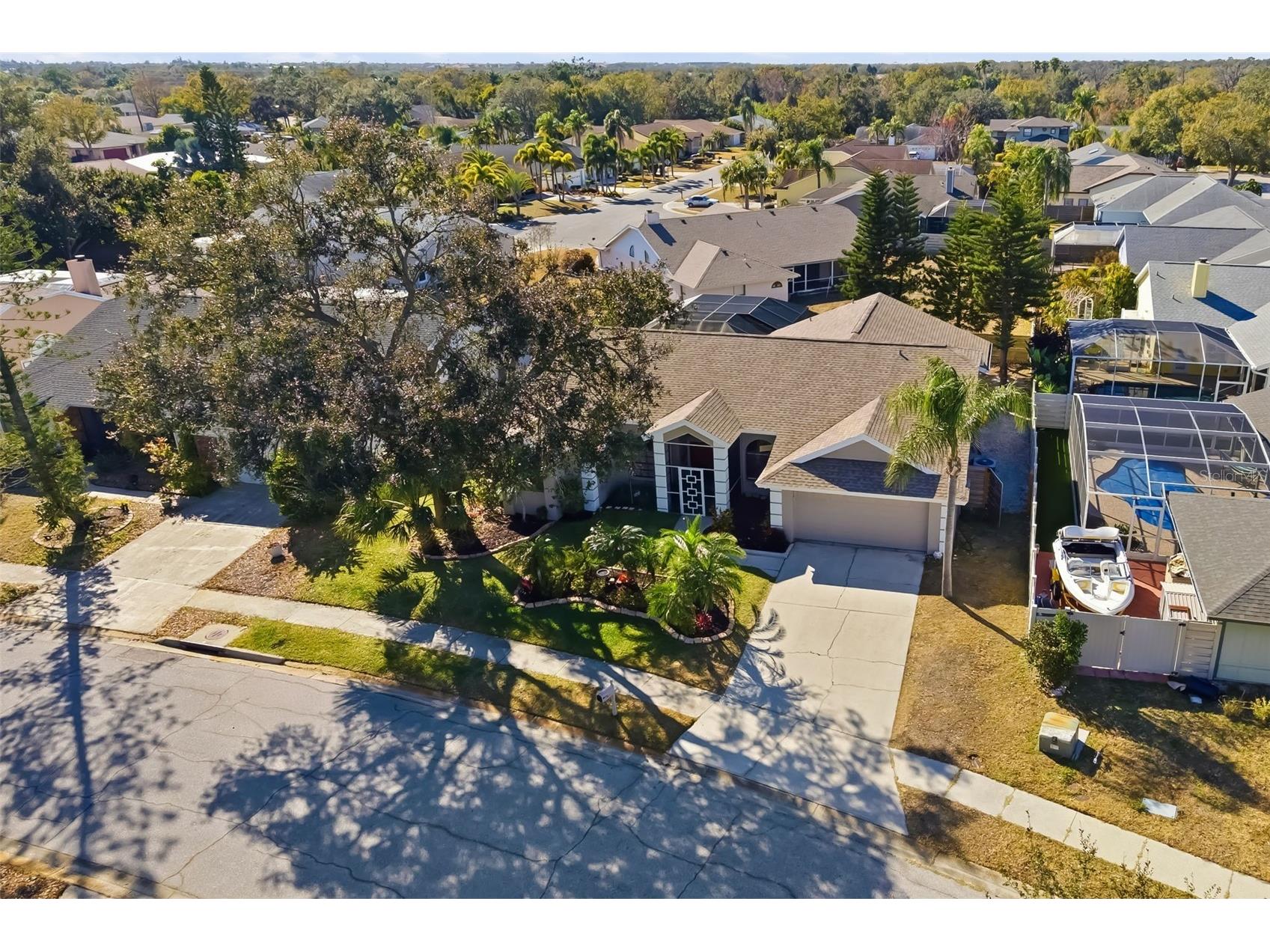 8072 Glenbrooke Lane Sarasota FL 34243 A4681070 image54