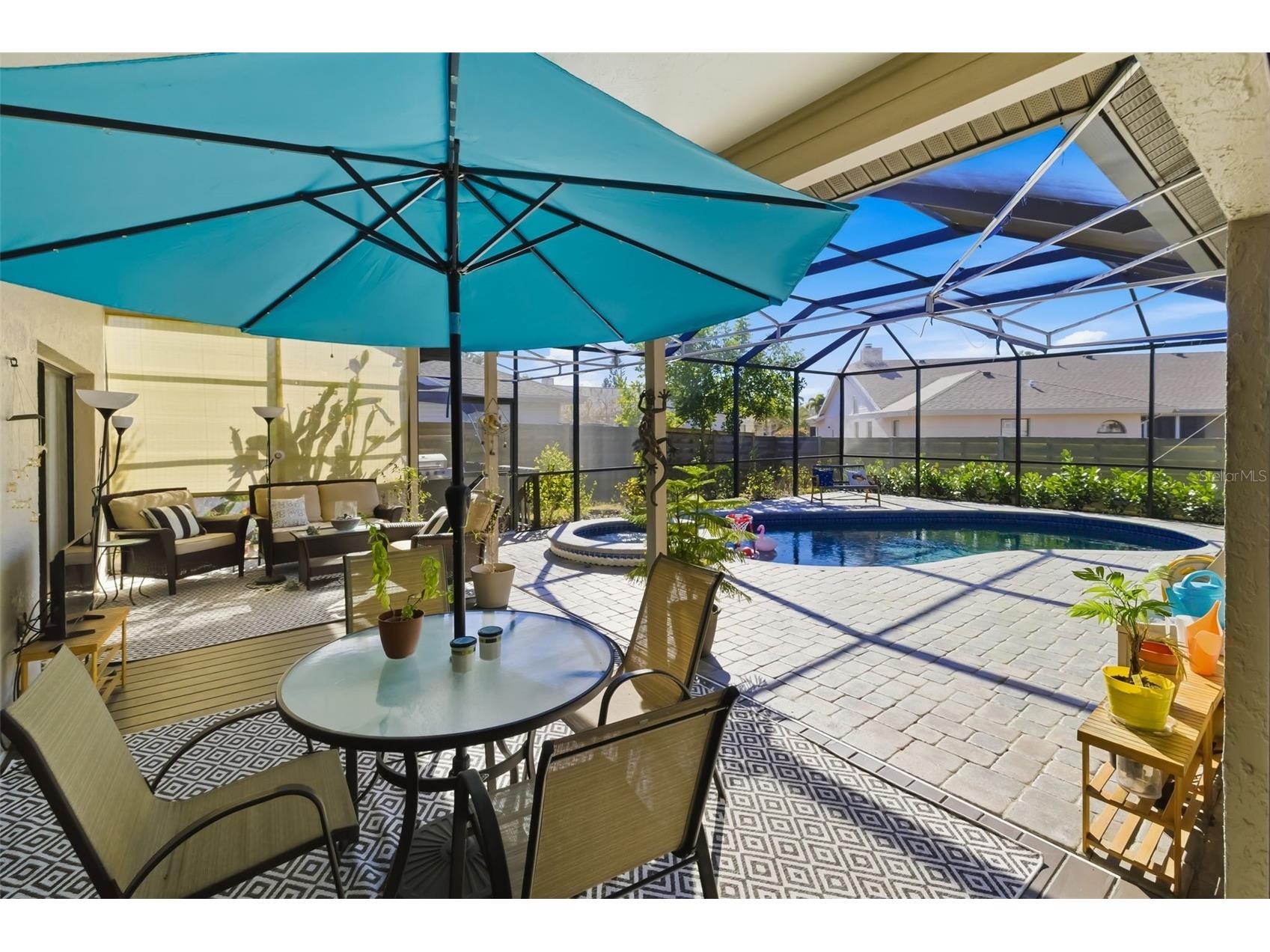 8072 Glenbrooke Lane Sarasota FL 34243 A4681070 image6