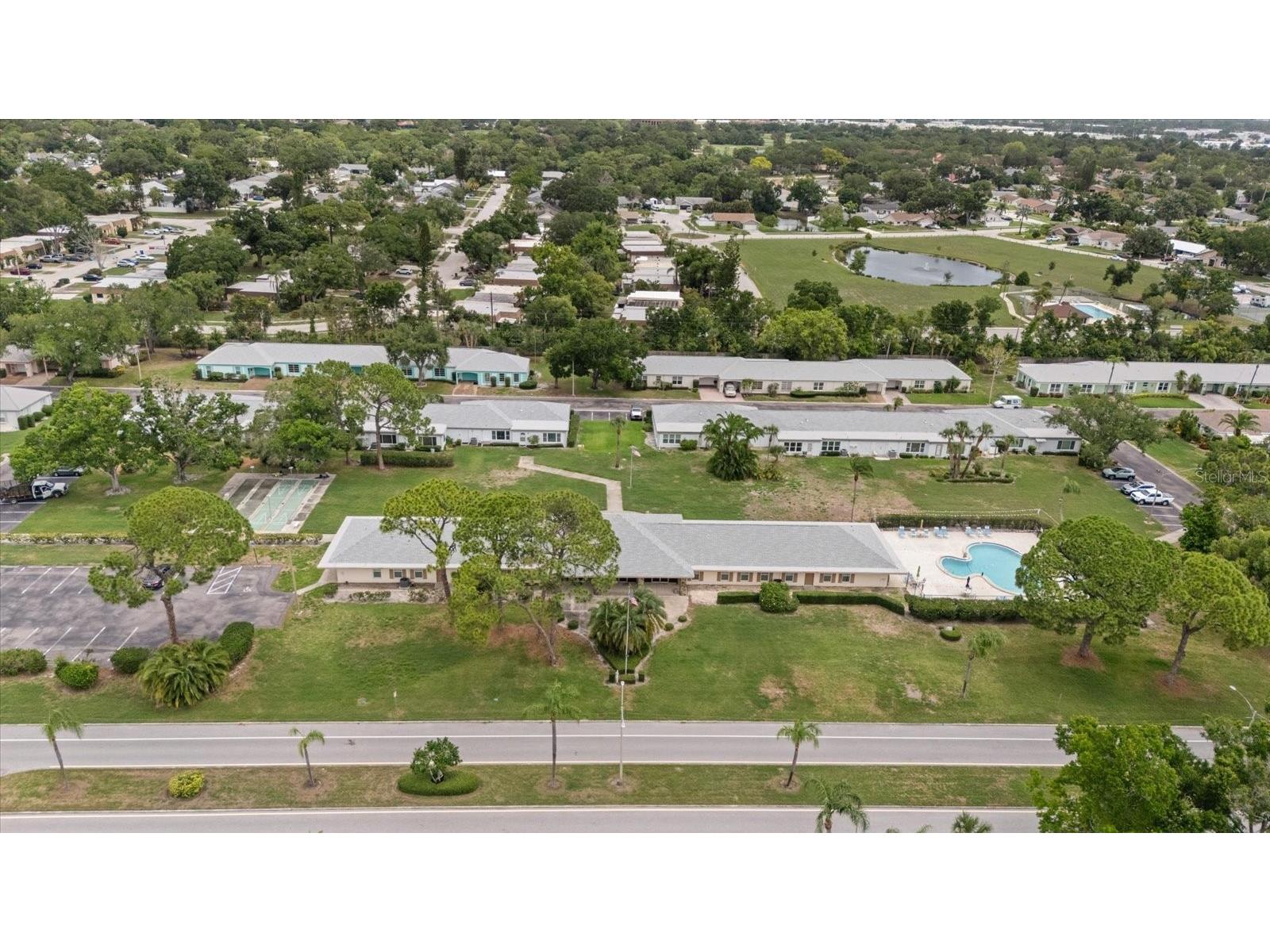 8073 Brentwood Road Seminole FL 33777 TB8515853 image36