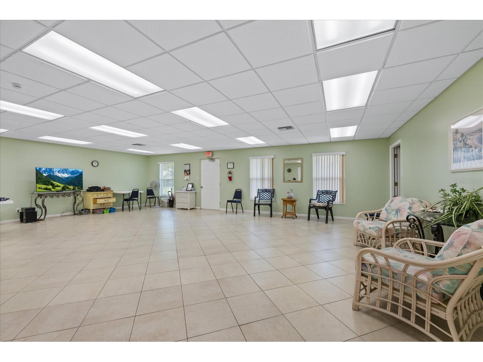 8073 Brentwood Road Seminole FL 33777 TB8515853 image40
