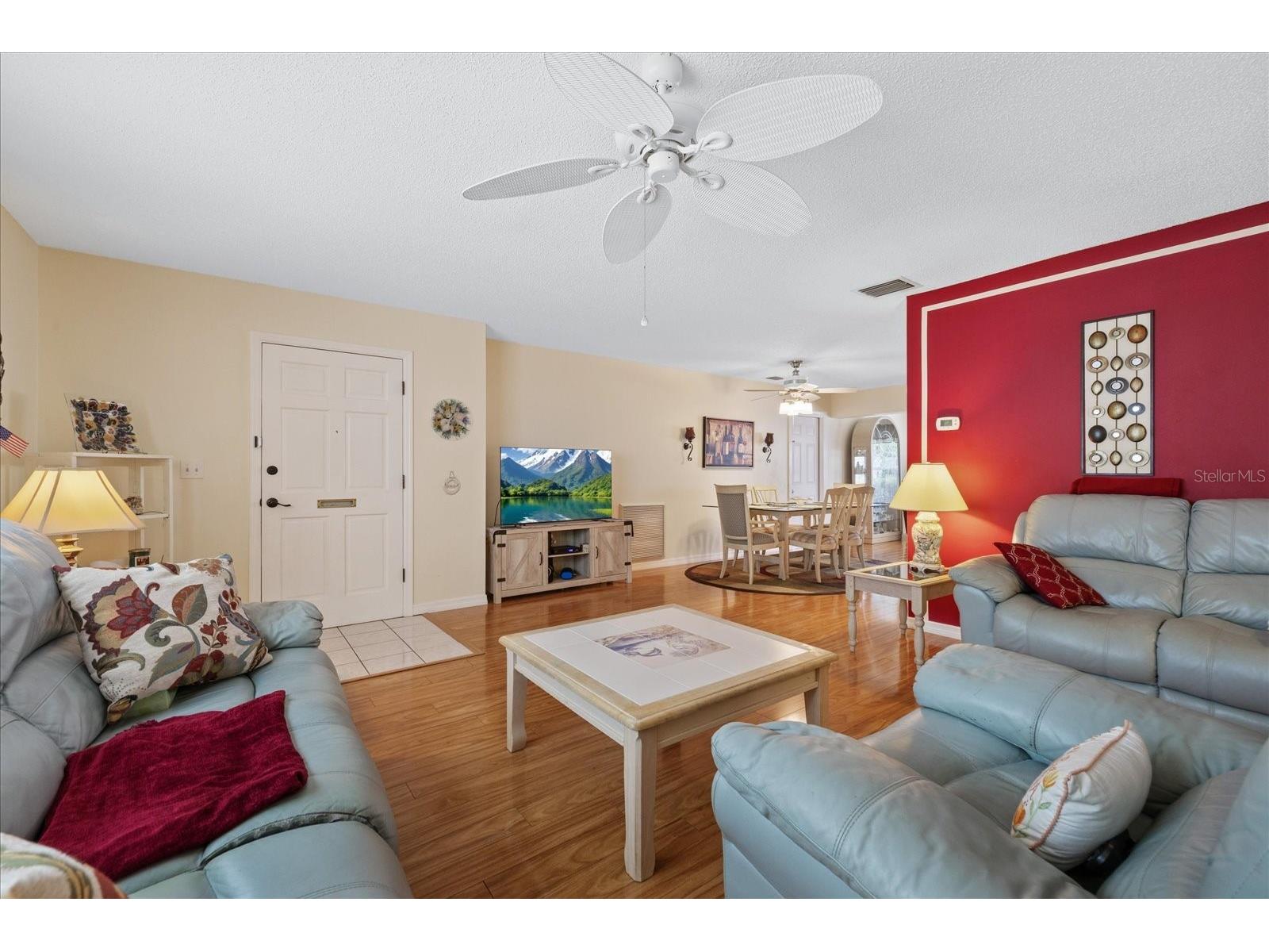 8073 Brentwood Road Seminole FL 33777 TB8515853 image5