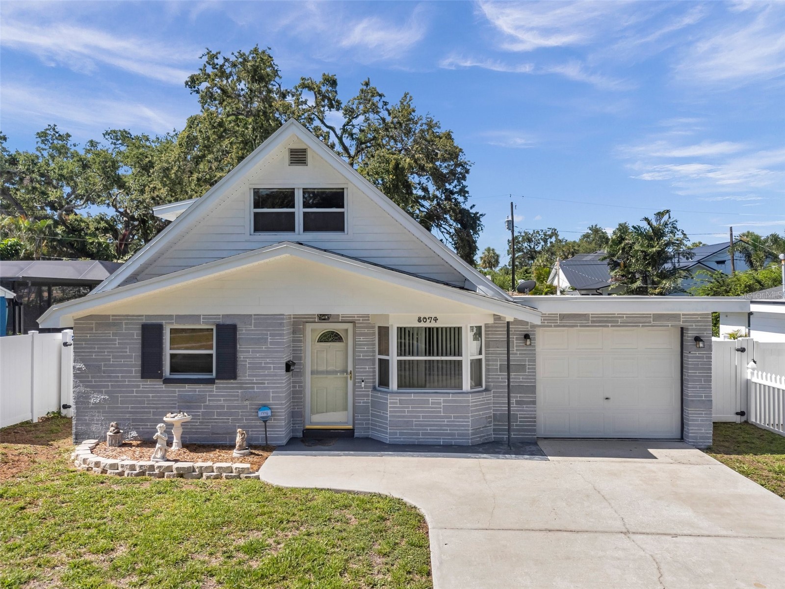 8074 37th Avenue N Saint Petersburg FL 33710 TB8493659 image1