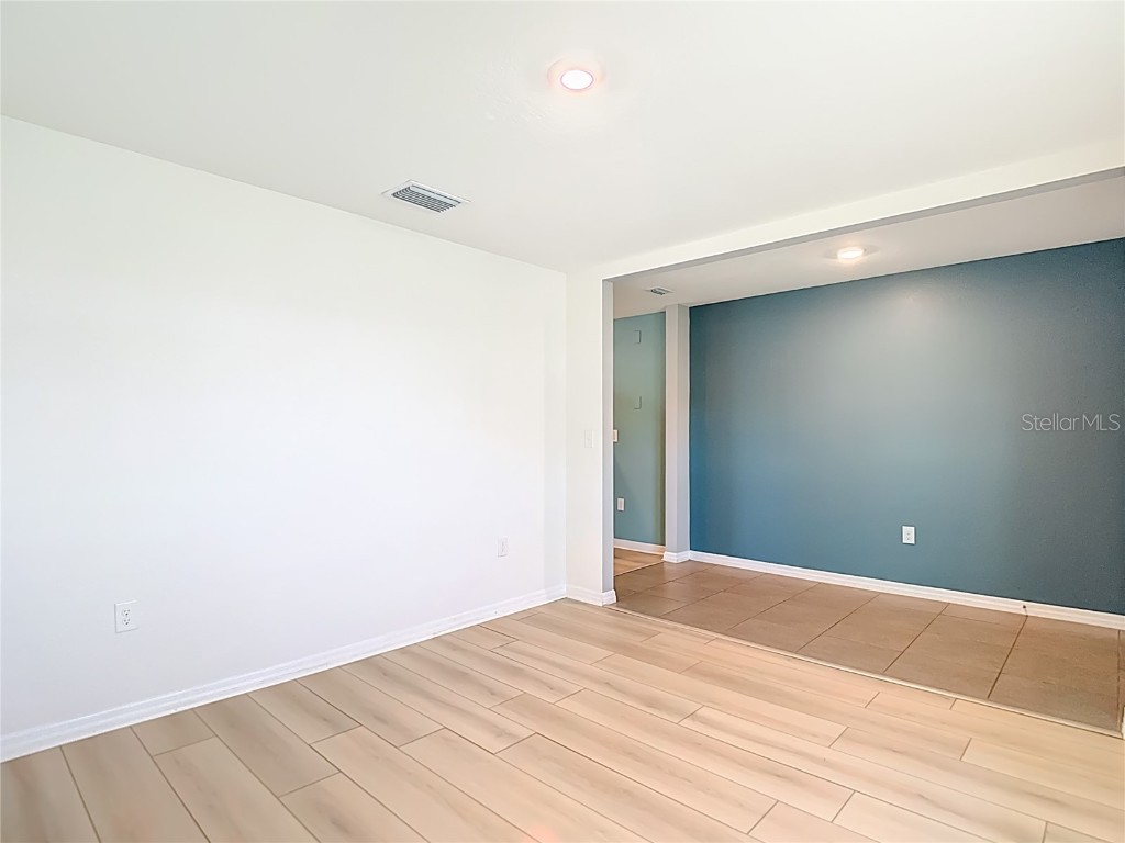 8075 Broad Pointe Drive Zephyrhills FL 33540 TB8440523 image10