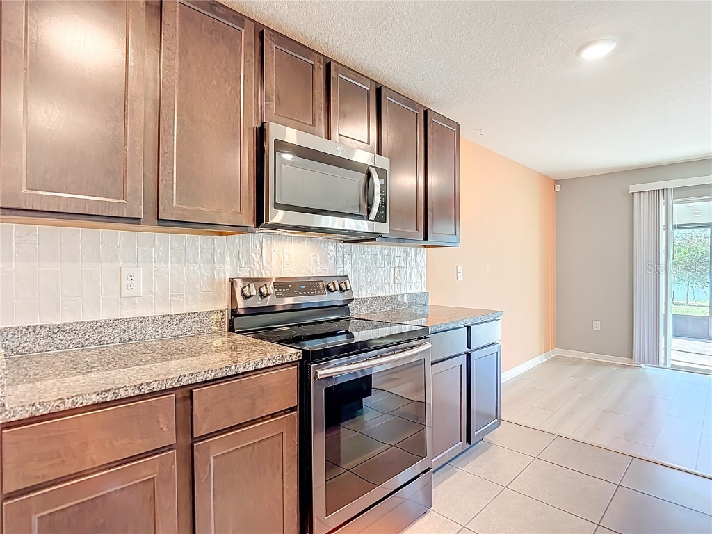 8075 Broad Pointe Drive Zephyrhills FL 33540 TB8440523 image13