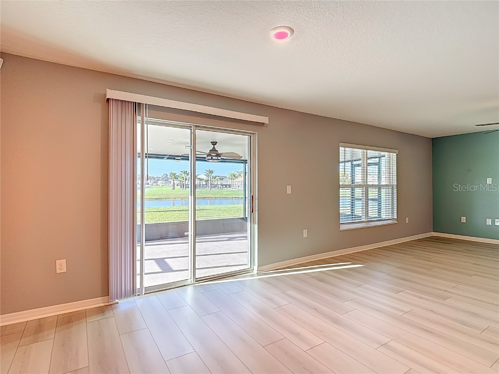 8075 Broad Pointe Drive Zephyrhills FL 33540 TB8440523 image22