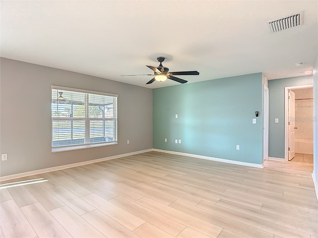 8075 Broad Pointe Drive Zephyrhills FL 33540 TB8440523 image23