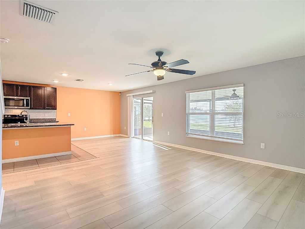 8075 Broad Pointe Drive Zephyrhills FL 33540 TB8440523 image26