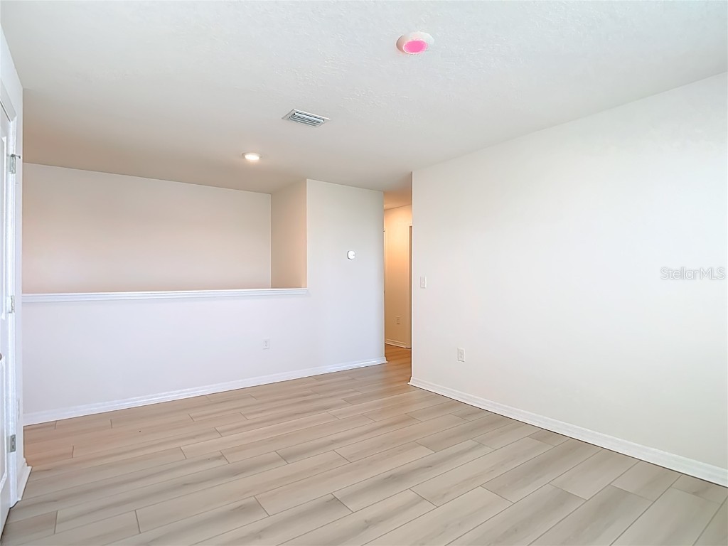 8075 Broad Pointe Drive Zephyrhills FL 33540 TB8440523 image40