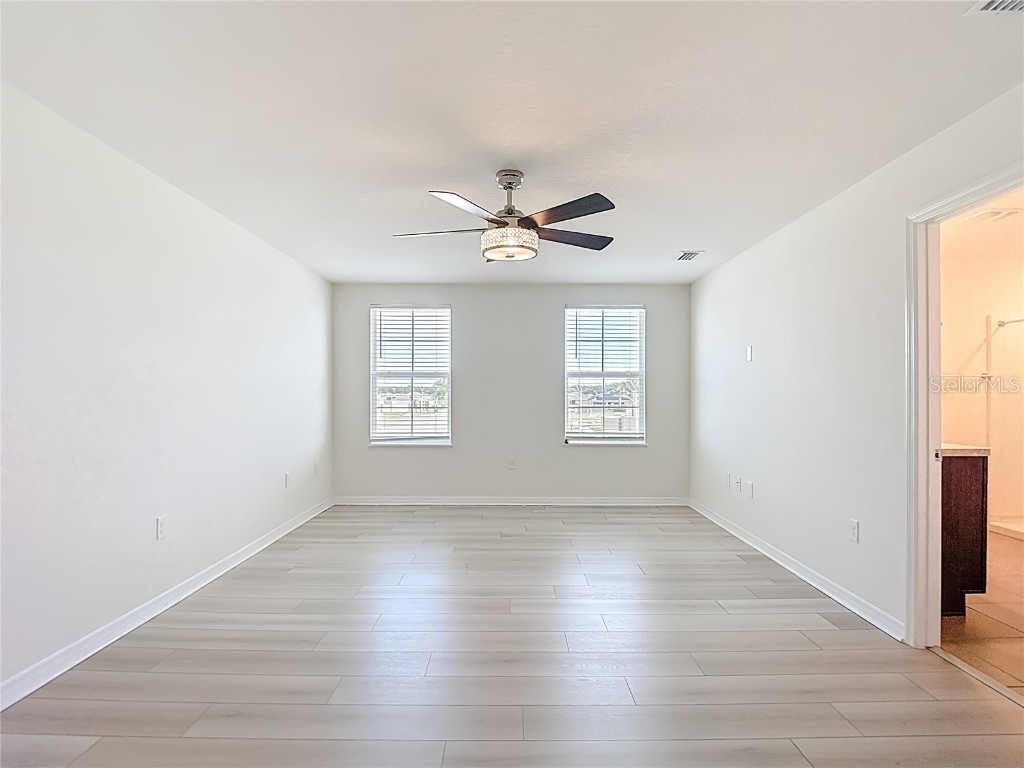 8075 Broad Pointe Drive Zephyrhills FL 33540 TB8440523 image44