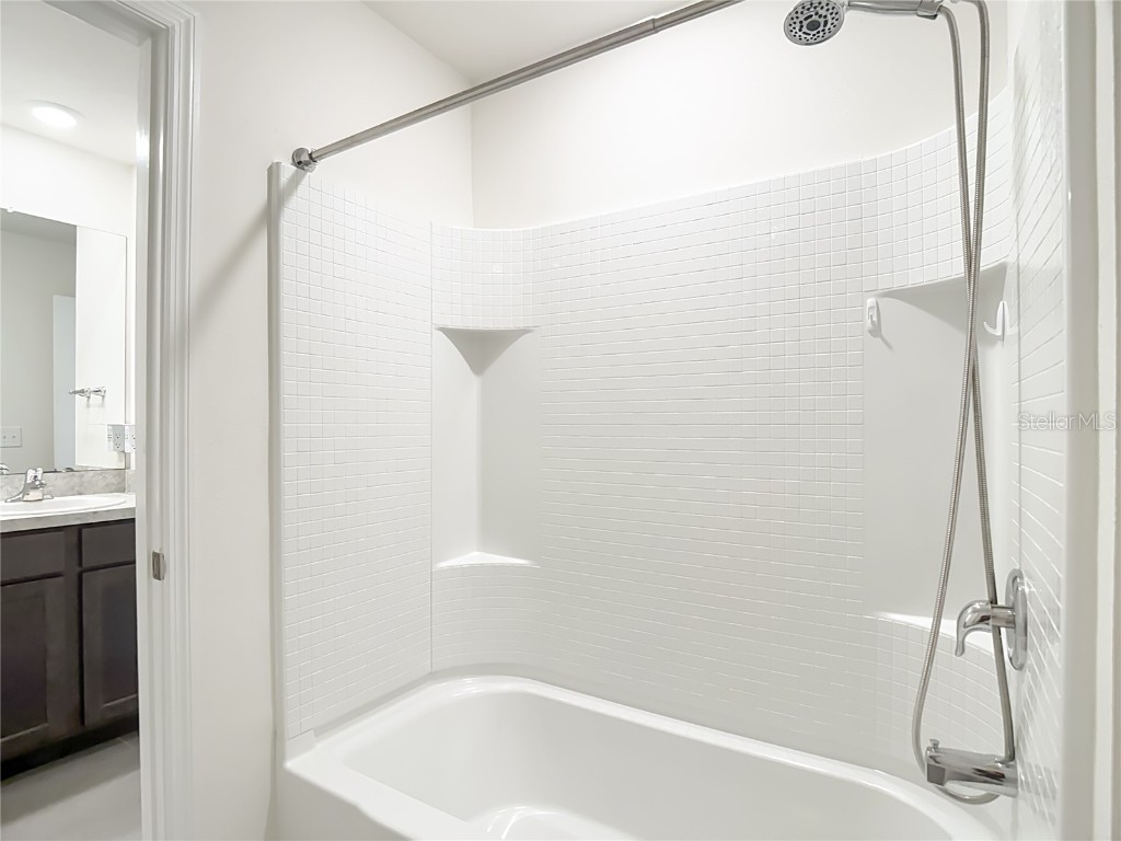 8075 Broad Pointe Drive Zephyrhills FL 33540 TB8440523 image66