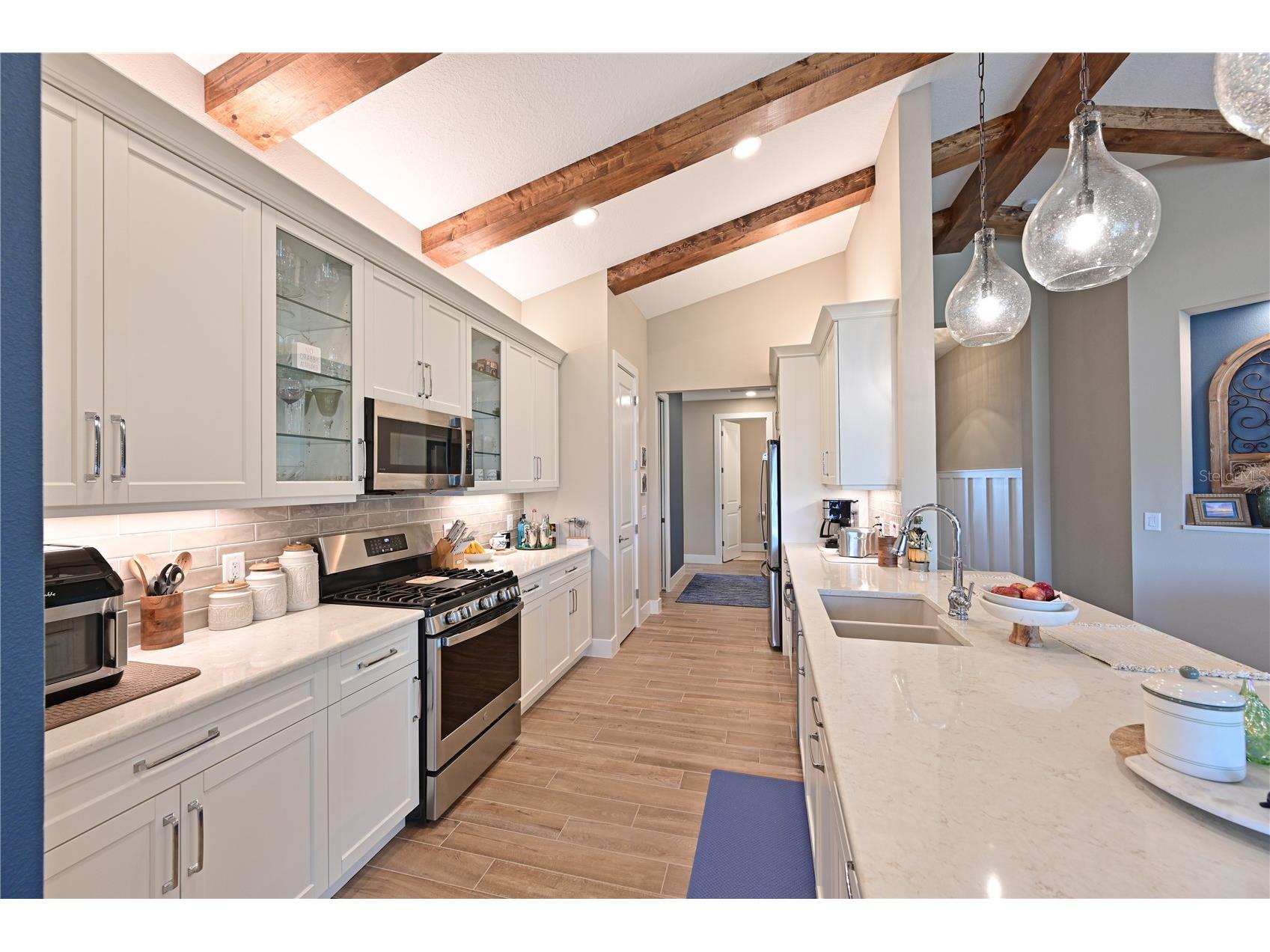 8075 Slipway Drive Sarasota FL 34240 A4679530 image10