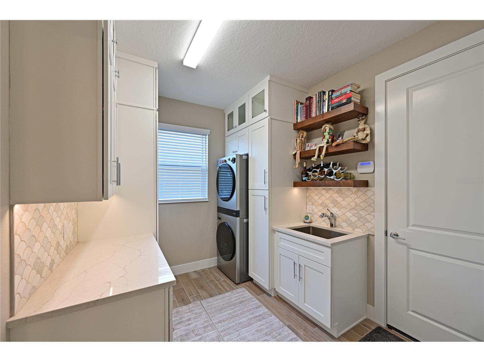 8075 Slipway Drive Sarasota FL 34240 A4679530 image16