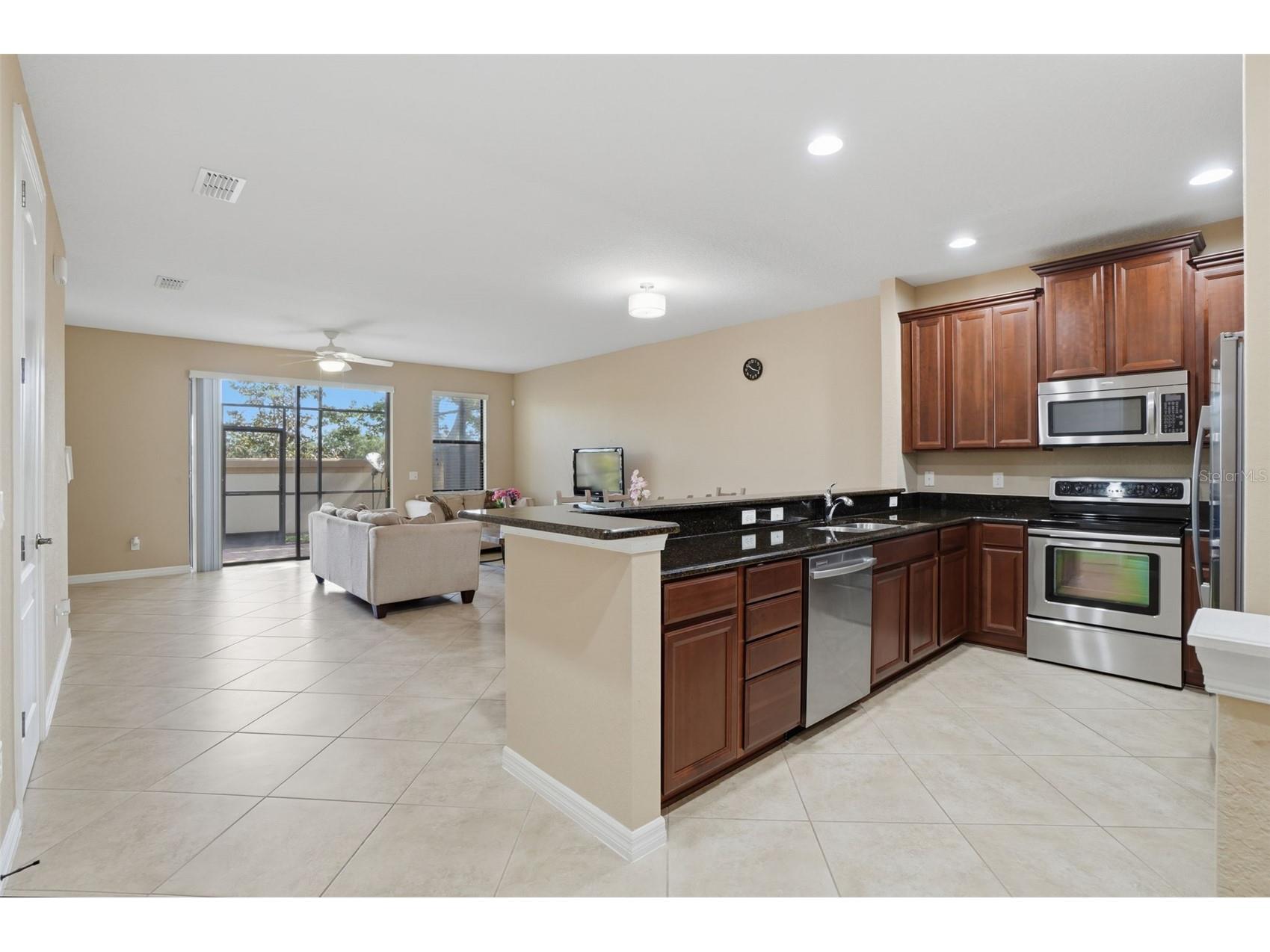 8076 Prestbury Drive Orlando FL 32832 O6399640 image4