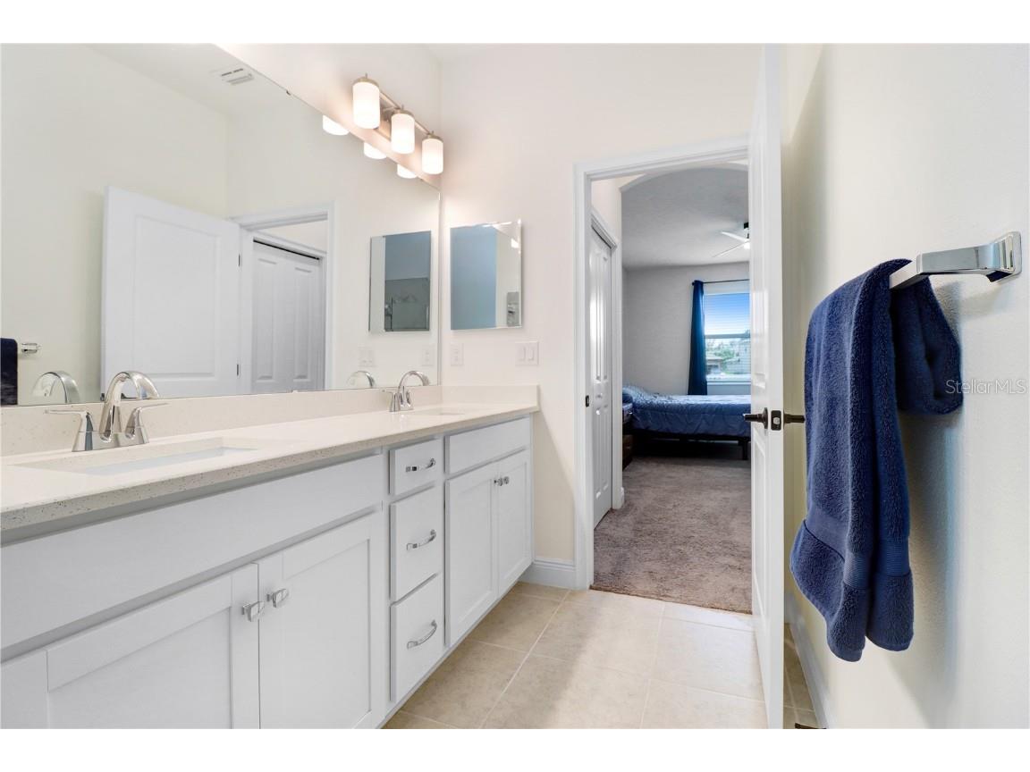 8076 Tea Olive Terrace Palmetto FL 34221 A4665168 image18