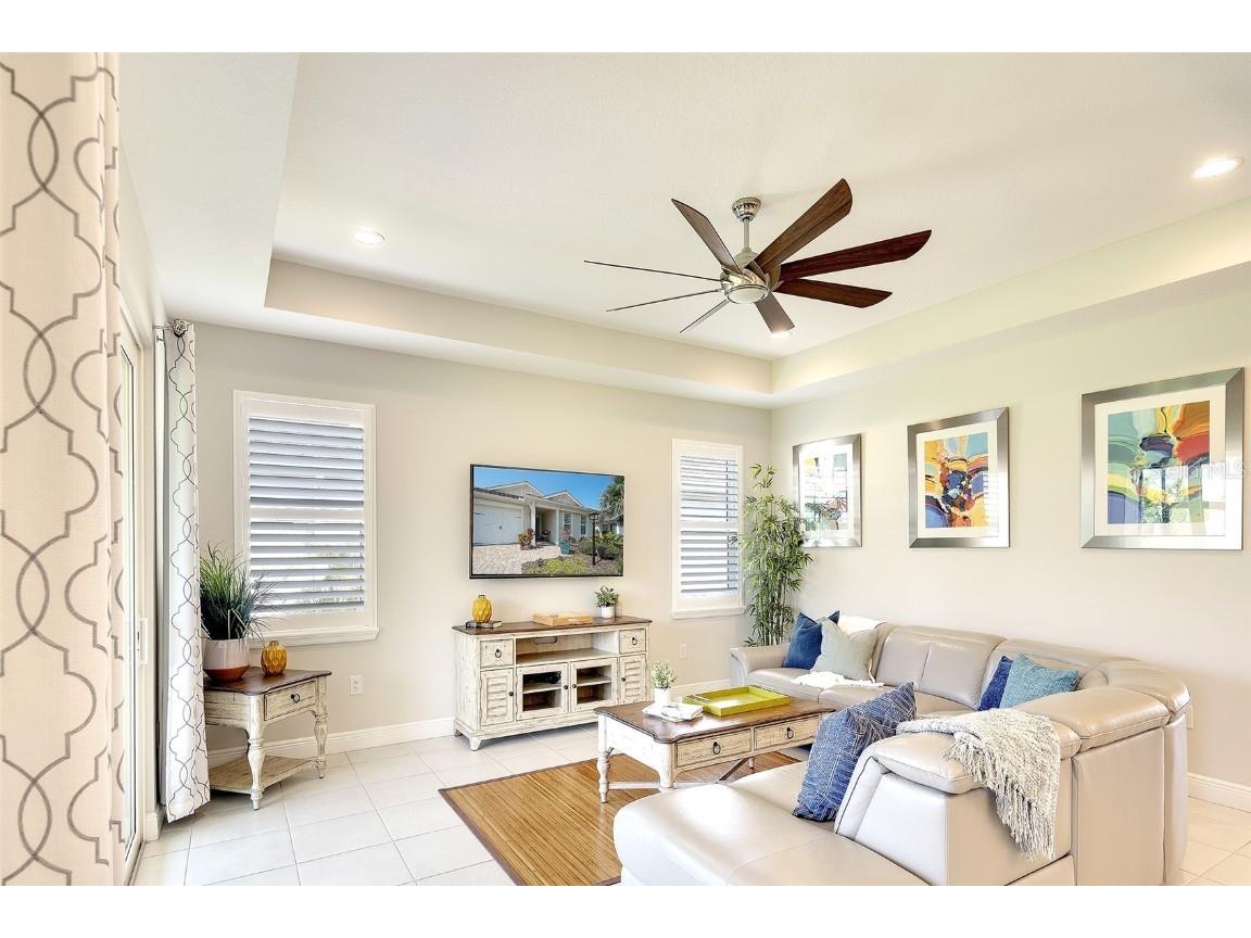 8077 Sandstar Way Sarasota FL 34240 A4653650 image12