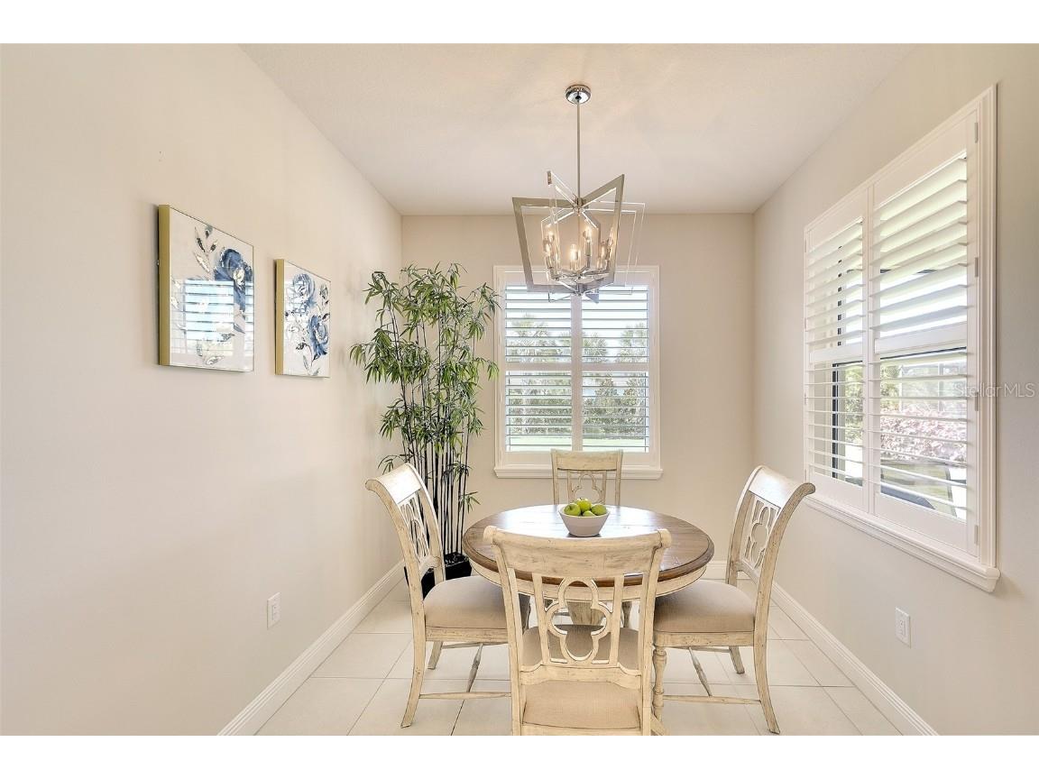 8077 Sandstar Way Sarasota FL 34240 A4653650 image18