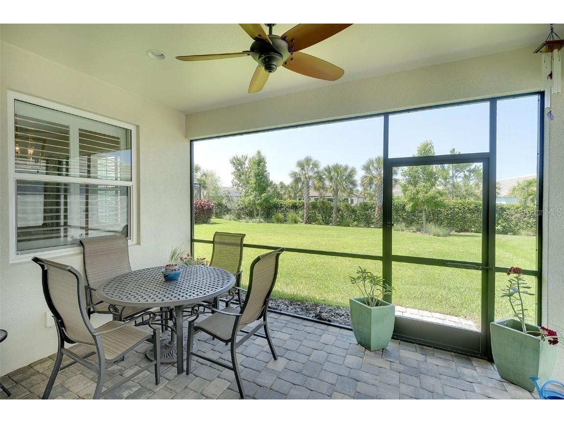 8077 Sandstar Way Sarasota FL 34240 A4653650 image24