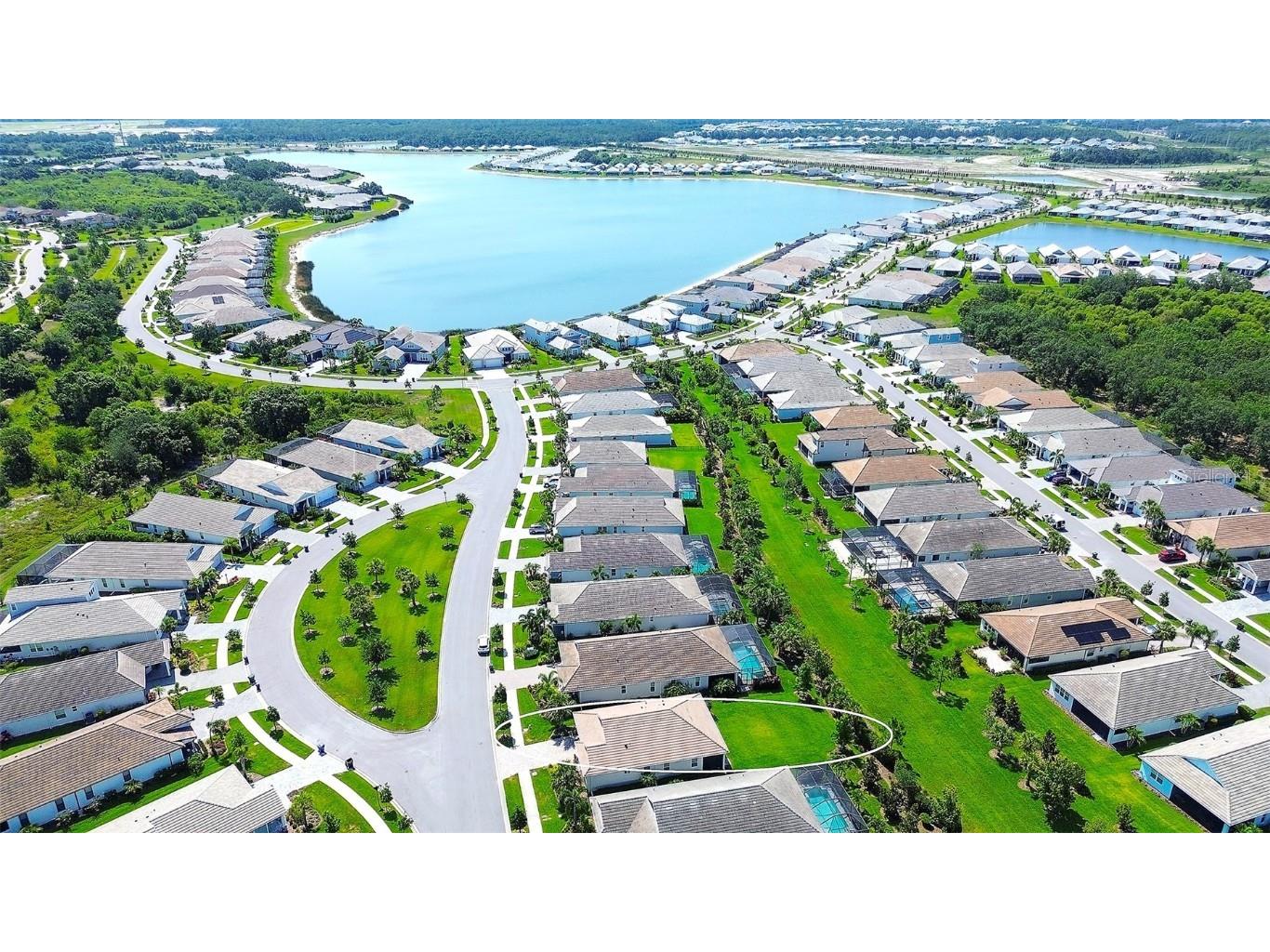 8077 Sandstar Way Sarasota FL 34240 A4653650 image33