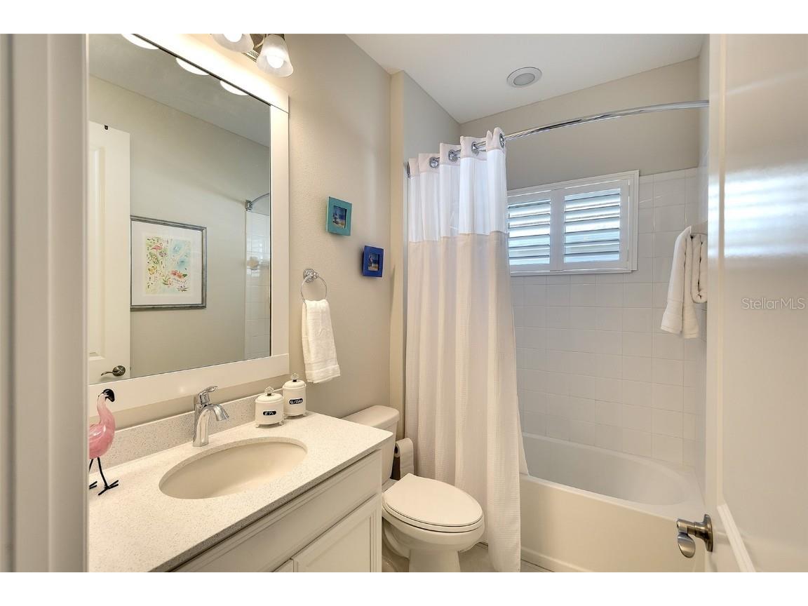 8077 Sandstar Way Sarasota FL 34240 A4653650 image7