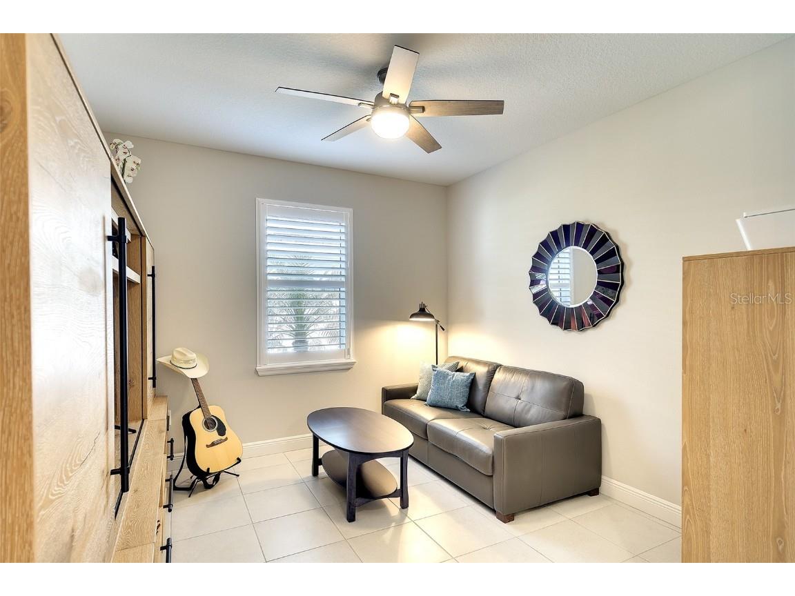 8077 Sandstar Way Sarasota FL 34240 A4653650 image9