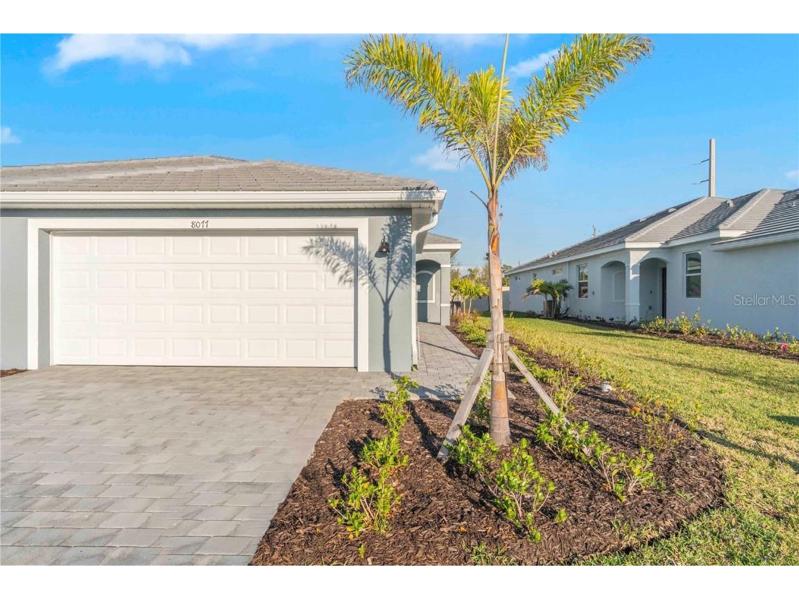 8077 Shore Lake Drive Englewood FL 34224 D6141111 image1