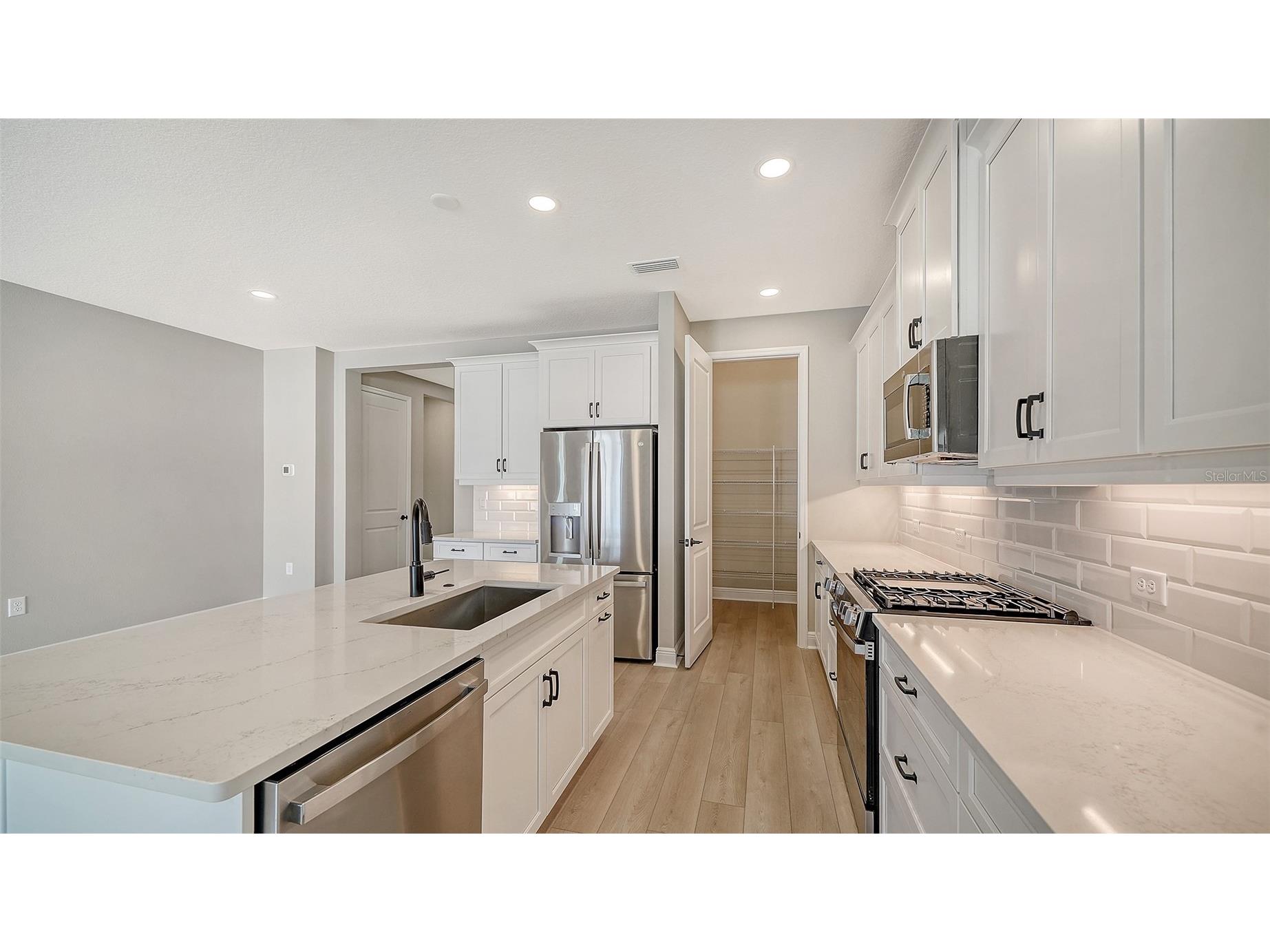 8079 Anthirium Loop Sarasota FL 34240 A4699400 image16