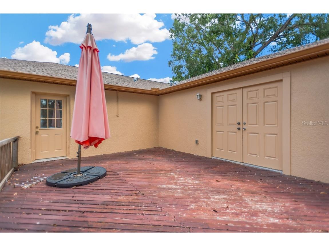 808 1st Avenue NE Ruskin FL 33570 TB8416419 image21