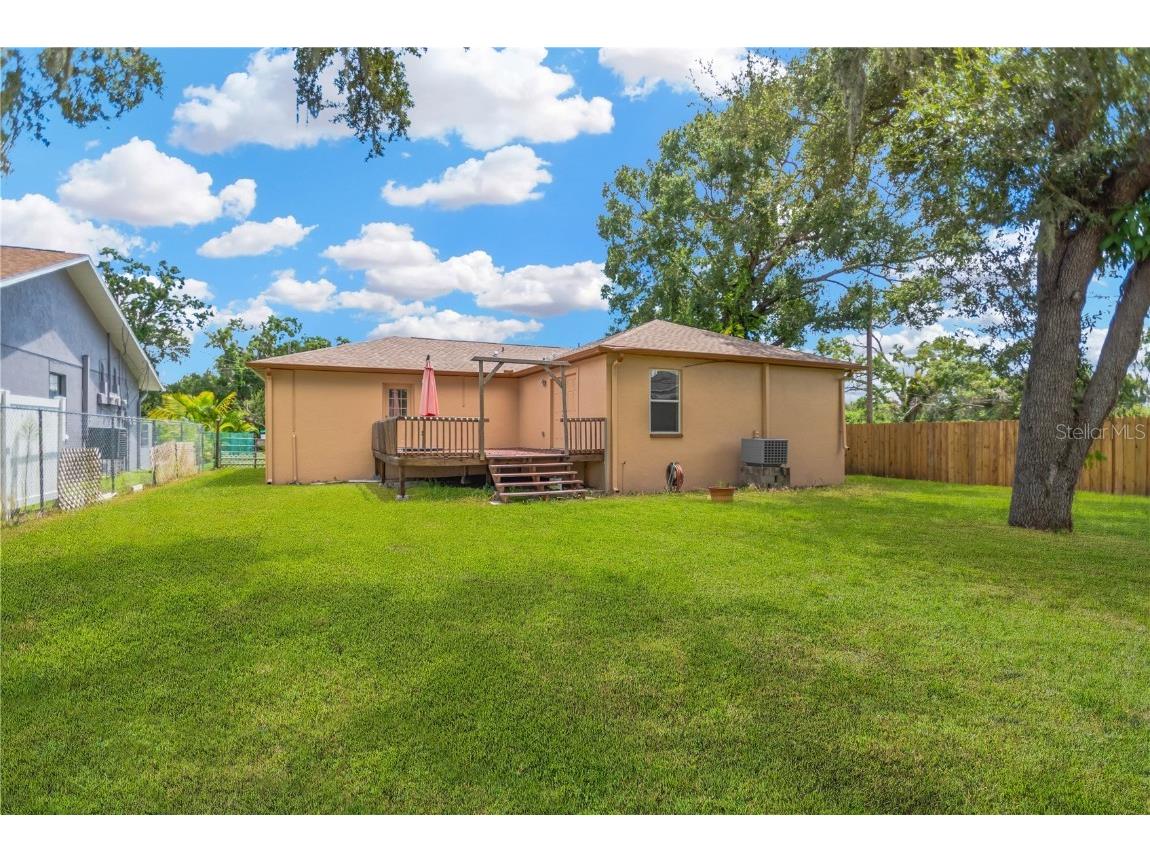 808 1st Avenue NE Ruskin FL 33570 TB8416419 image24