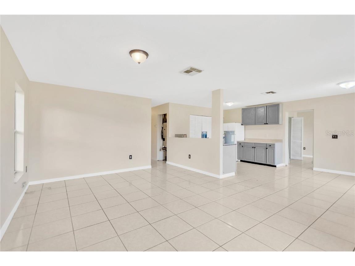 808 1st Avenue NE Ruskin FL 33570 TB8416419 image4