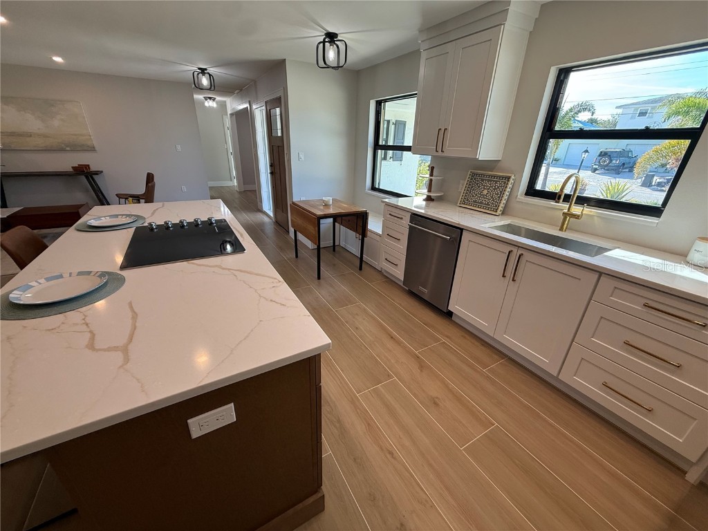 808 25th Avenue W Palmetto FL 34221 A4672972 image8