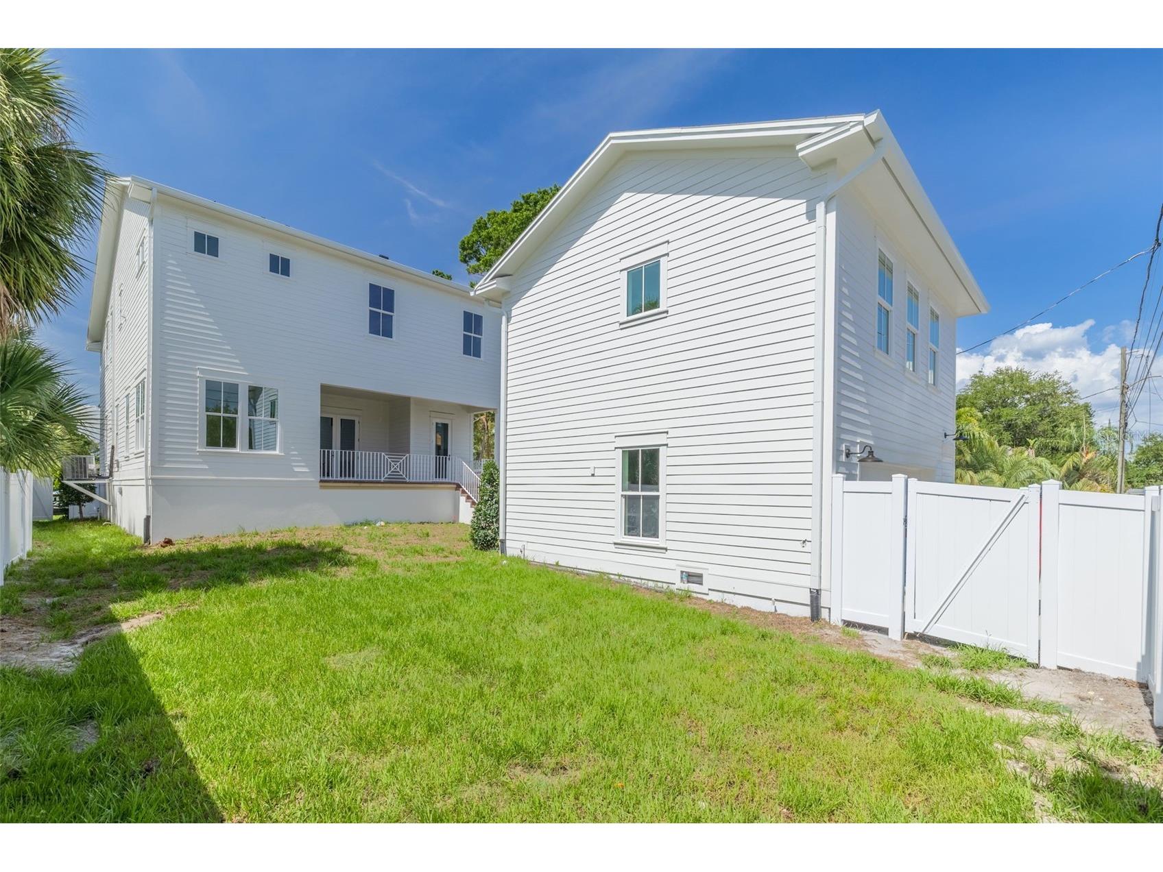 808 39th Avenue NE Saint Petersburg FL 33703 TB8487519 image10
