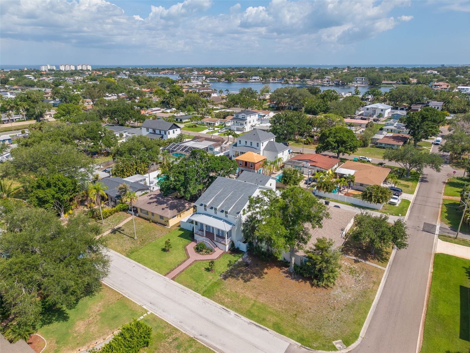 808 39th Avenue NE Saint Petersburg FL 33703 TB8487519 image13