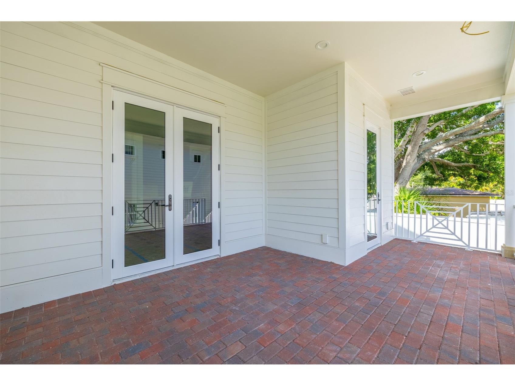 808 39th Avenue NE Saint Petersburg FL 33703 TB8487519 image8