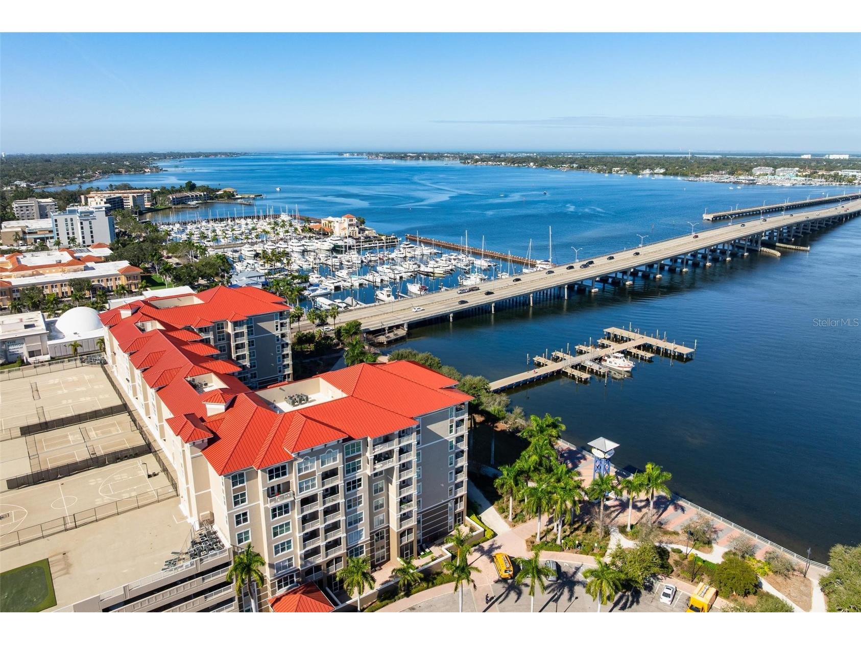 808 3rd Avenue W #402 Bradenton FL 34205 - MANATEE RIVER A4677102 image4