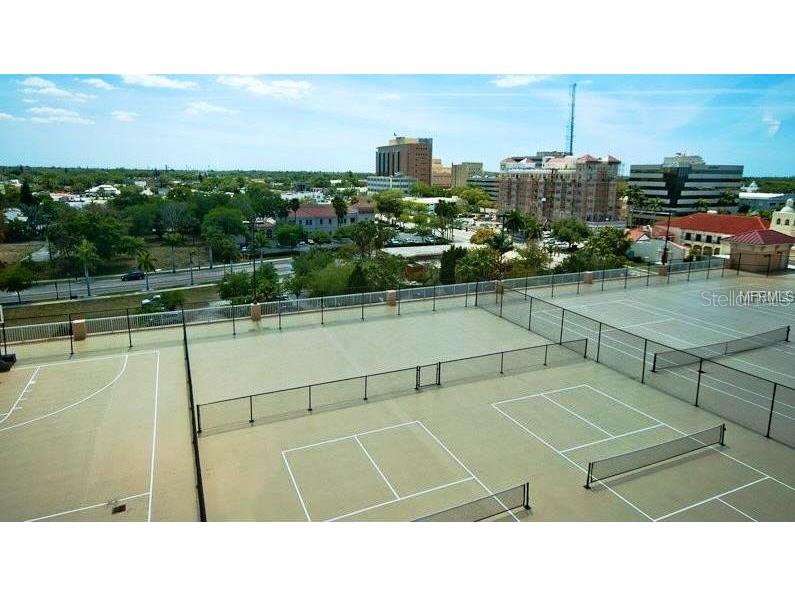 808 3rd Avenue W #701 Bradenton FL 34205 A4685829 image29
