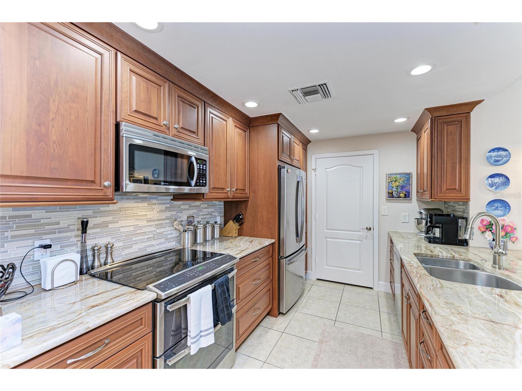 808 3rd Avenue W #805 Bradenton FL 34205 A4672804 image13