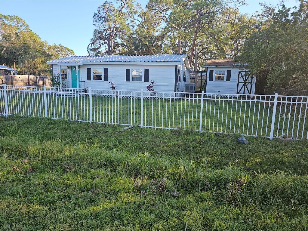 808 4th Avenue SW Ruskin FL 33570 TB8330803 image1