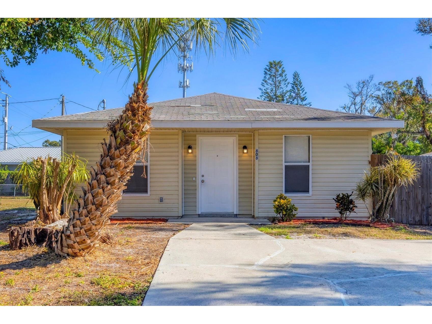 808 4th Avenue W Palmetto FL 34221 A4676555 image1