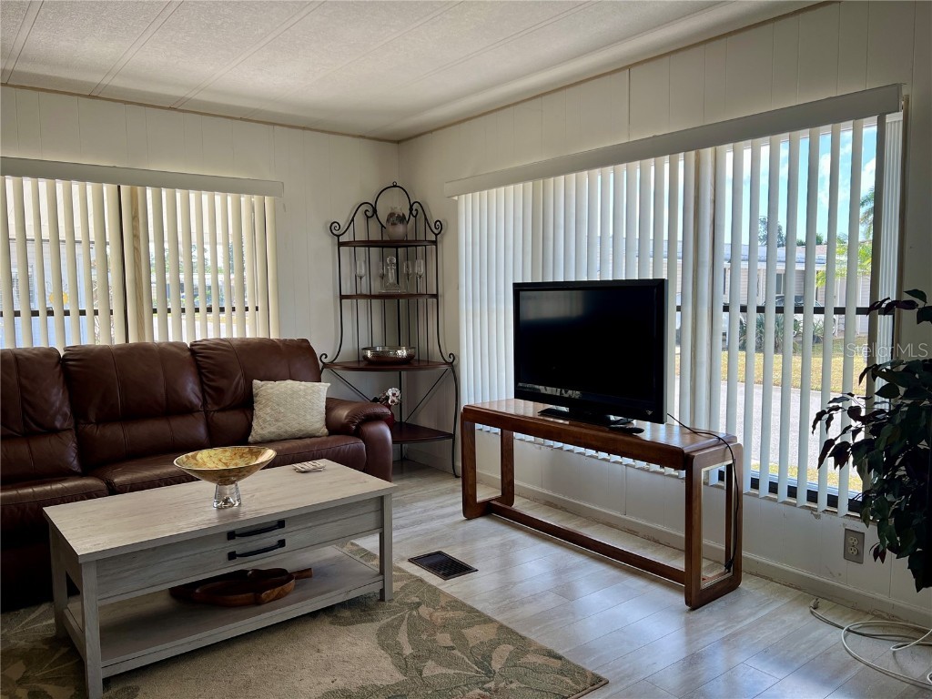 808 53rd Avenue E #189 Bradenton FL 34203 A4672974 image8