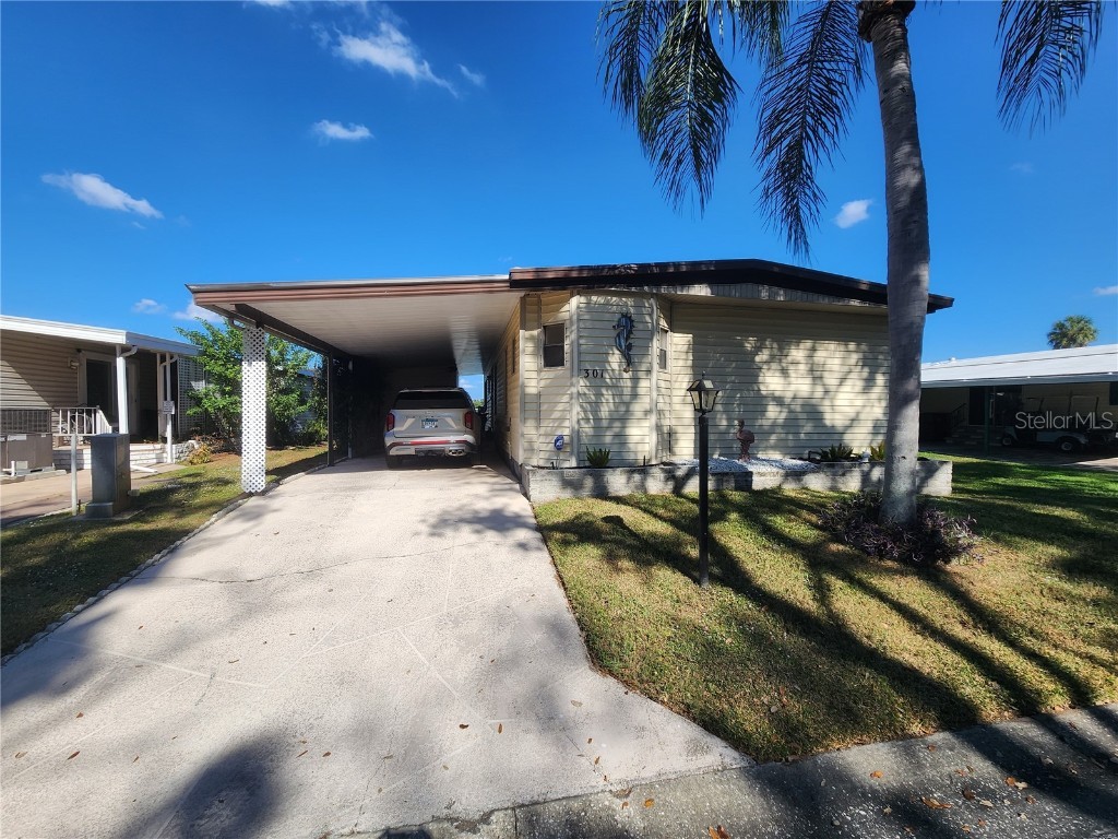 808 53rd Avenue E #301 Bradenton FL 34203 A4673207 image2
